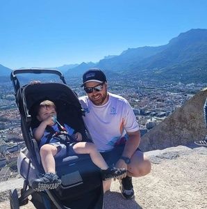 Meet your Posher, Alexis